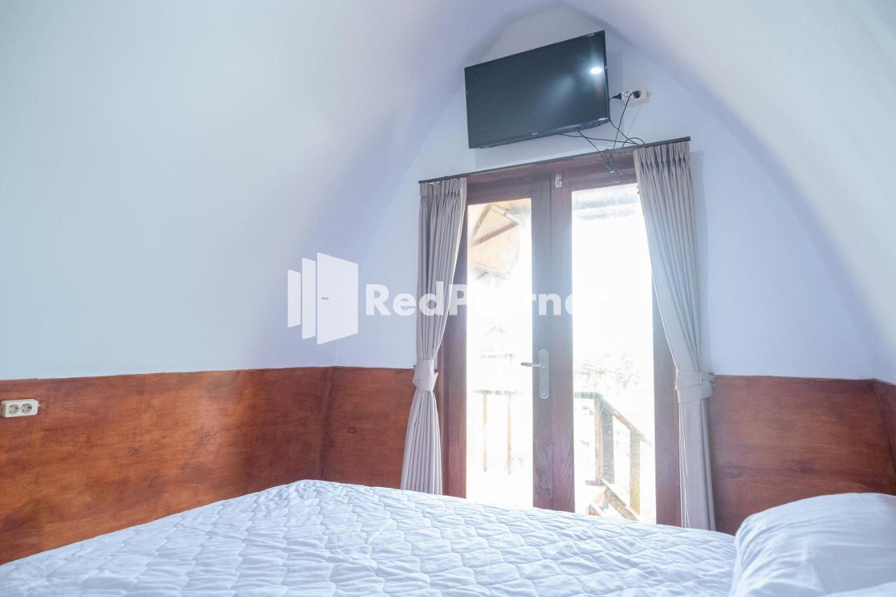 Baron Hill Resort Gunung Kidul Mitra Reddoorz Extérieur photo
